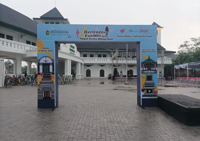 Pembuatan Gate Event BUMN Jogja